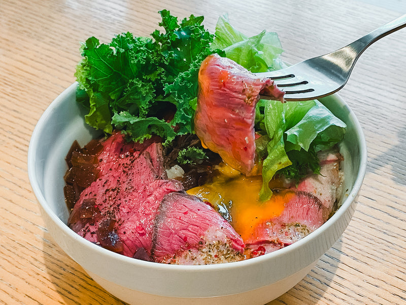 “ローストで良い一日を” 八戸の日常に寄り添う〈Cafe&Bal Rōast〉【三日町】