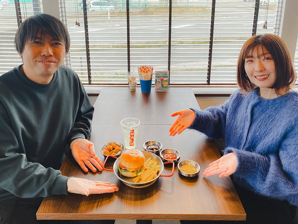 リフォーム業＆デザイナーの夫妻が手がけるバーガーショップ。階上町のお出かけ先〈Burger&Cafe bites〉【階上町道仏】