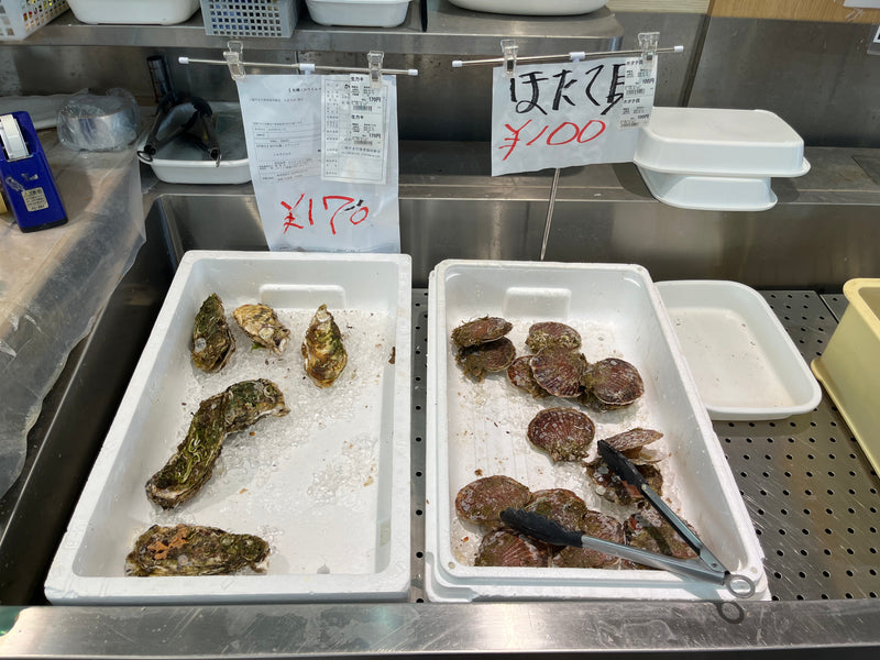 館鼻岸壁朝市のあとは〈浜市場みなとっと〉へ。自宅でのっけろ丼を作ってみた！【湊町】
