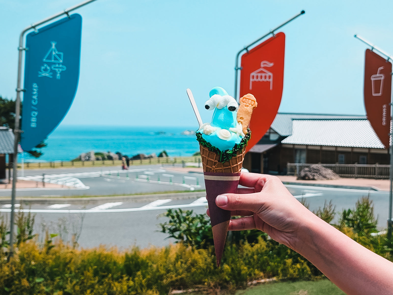 海色のソフトクリームを求めて〈WHARF TANECHI〉へ。【種差】 – はちまち